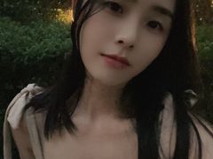 -英德宝晶宫天鹅湖茶语温泉