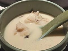 鱼汤-鲜潭蒸汽石锅鱼(五道口购物中心店)