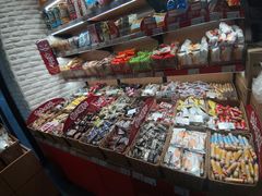 零售区-来伊份(田东路店)