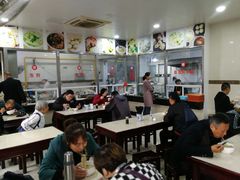 大堂-老西白点心店