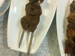 -汗腾格里·风味餐厅(新疆驻京办店)