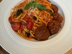 -Common Table · Brunch & Coffee