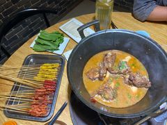 -茸梅路右拐龙虾-农家菜(松江店)