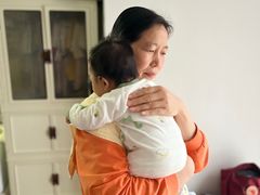 -爱的果实月嫂育婴师(世纪东方店)