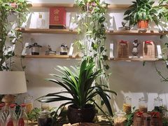 -渝信川菜 · 川味家常菜(财富购物中心店)