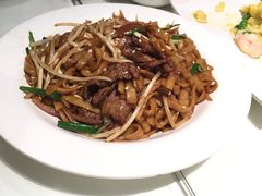 -新大咀港式茶餐厅(宝山万达店)
