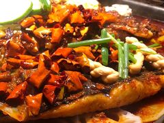 -探鱼·鲜青椒爽麻烤鱼(银泰城店)