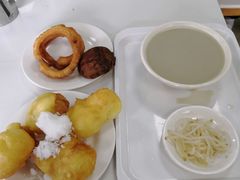 炸鲜奶-老磁器口豆汁店(天坛店)