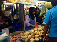 -芒果糯米饭摊子