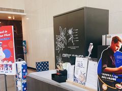 -瑞幸咖啡(青岛保利中心店)
