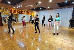 -HOT SALSA舞蹈俱乐部
