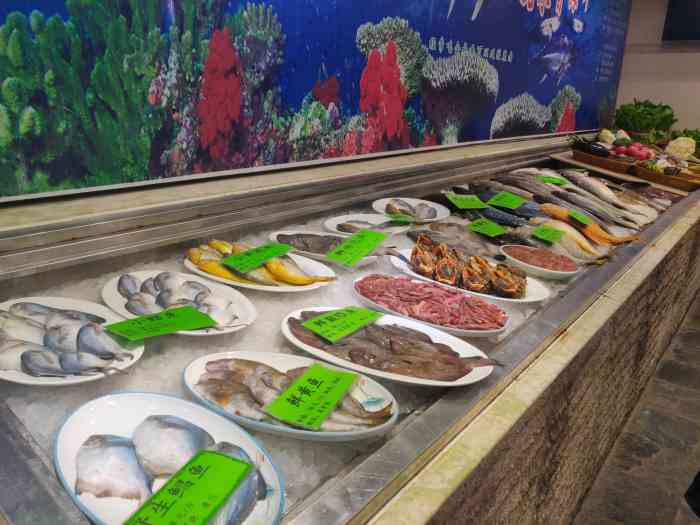 鲁海丰大酒店(餐饮部)-"这家饭店,离着我们公司50米的距离也是我.