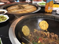 -六州府地锅鸡·农家菜·龙虾(未来科技城店)