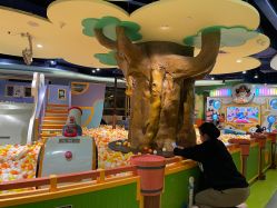 -MELAND CLUB亲子乐园•派对(虹桥万象城店)
