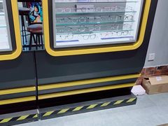 -镜客眼镜(浦江欢乐颂店)