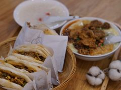 蛋冲牛肉-小豆海棠(嘉兴路店)