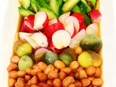 -巴特餐饮6加1音乐餐吧·新疆菜