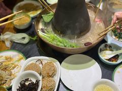 -南门四季铜锅涮肉(左家庄店)