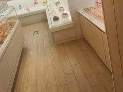-好利来(东四店)