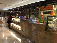-小天鹅戴斯酒店鲸鲨百汇创作料理