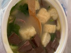 油豆腐鸭血粉丝汤-小杨生煎(金山百联购物中心3楼店)