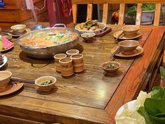 -亮欢寨酸汤鱼(沙冲路店)