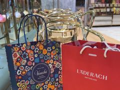 -VENCHI 闻绮(北京国贸商城店)