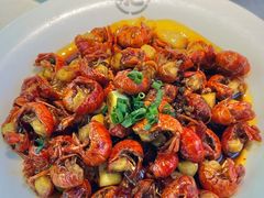 -肥肥虾庄·金牌油焖大虾(沙湖店)