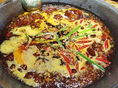 -四小区火锅·巷子里的重庆火锅(花照壁店)