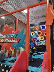 -动力星球家庭亲子游乐中心