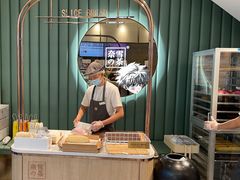 -奈雪的茶(百盛店)