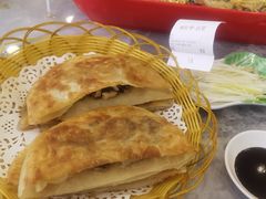 -李连贵熏肉美食酒楼(东市商贸店)