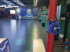 -极限PLAY运动娱乐新世界·团建派对表演休闲馆·室内高空游乐园