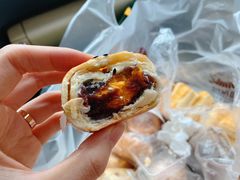 豆沙蛋黄酥-闻酥园(大慈寺店)