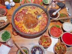 -四小区火锅·巷子里的重庆火锅(花照壁店)