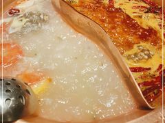 -山城鼎重庆老火锅(西安钟楼店)