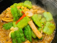 鱼仔酱凉瓜啫肉筋-新兴家喻酒家·羊城名宴(昌岗店)