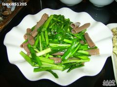 韭菜炒海肠-胶东海鲜大排档(北太平庄店)