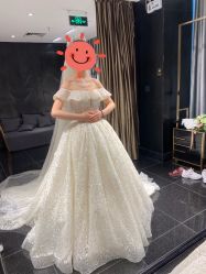 点击看大图 -GRACE KELLY婚纱与礼服(北京店)