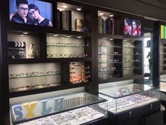 -视野联行眼镜蔡司·依视路官方授权店(顺城店)