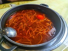 -黔味东南酸汤牛肉火锅(太平路一店)