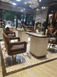 -PE SALON