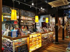 -猫的天空之城概念书店(杭州南宋御街店)