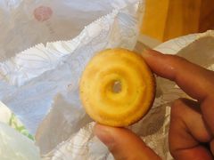 纯奶咸圈-上海哈尔滨食品厂(淮海中路店)