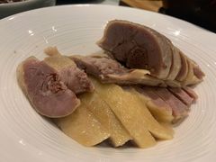 金陵盐水鸭-萬國春·中菜馆(颐和公馆店)