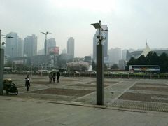 广场-光谷广场
