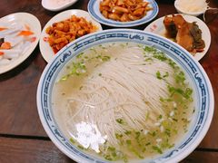 -同得兴 Since·1995 传统苏式面馆(嘉馀坊店)