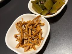 -铜锣湾·有麝自然香(渝北财富中心店)