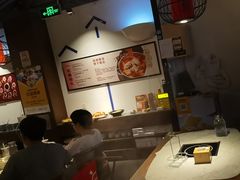 -尚尚仙·酸汤猪手·猪肚鸡火锅(华联万柳购物中心店)