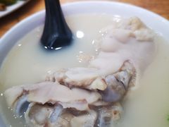 -雷祖芳老妈蹄花店